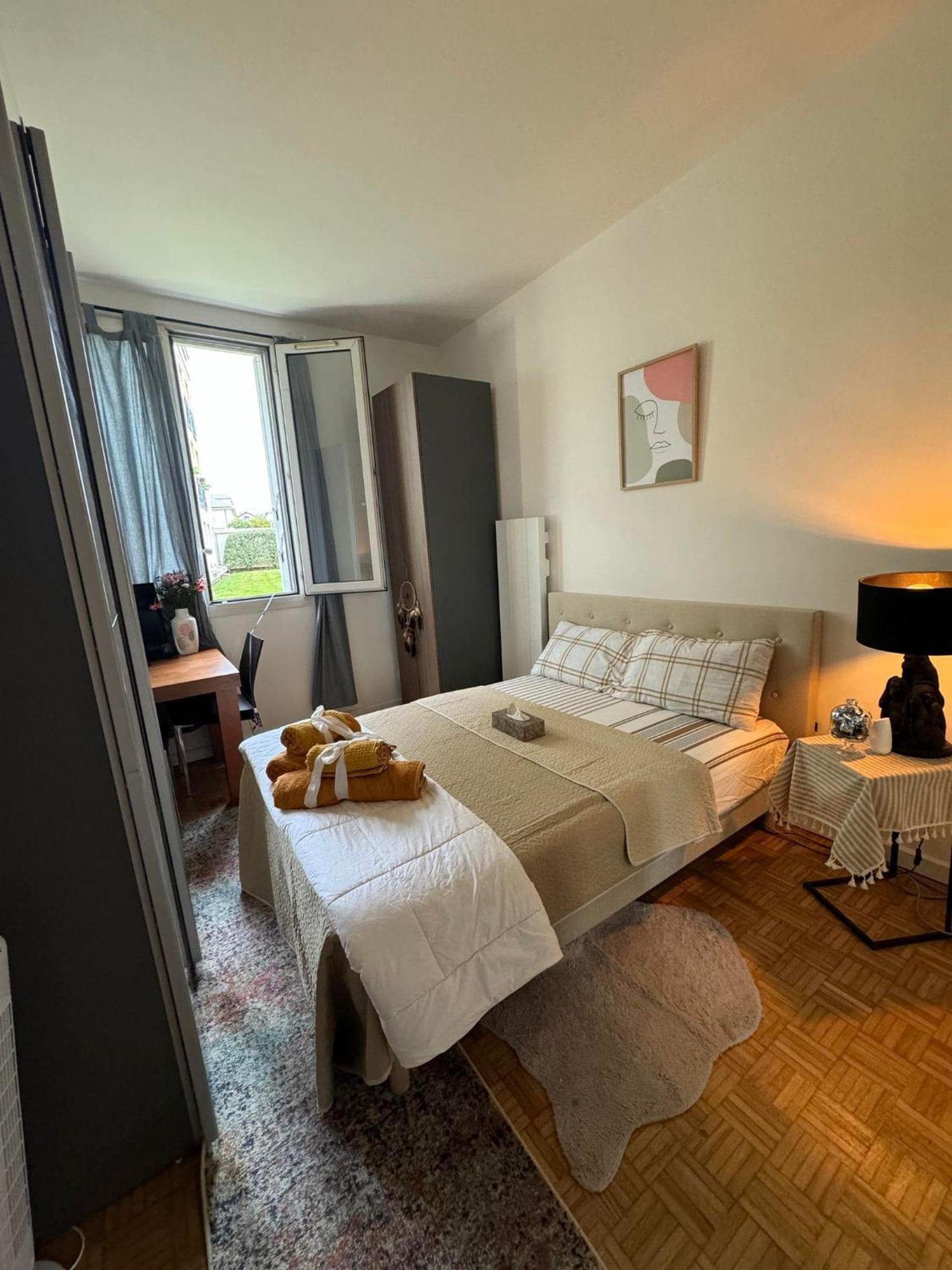 Near Castle Of Versailles Cozy Room With Breakfast And Parking المظهر الخارجي الصورة